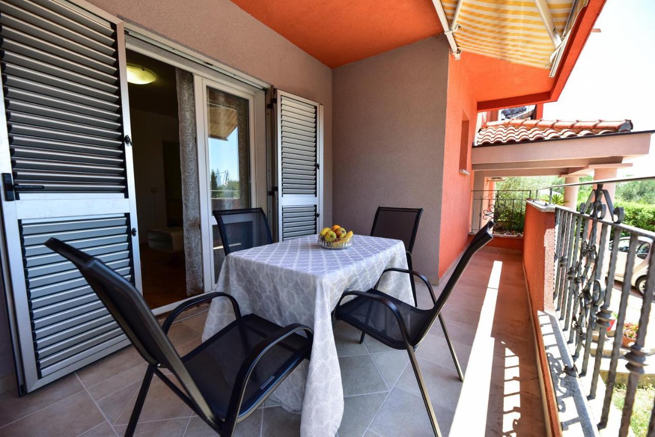 L&L Holiday Apartment Zadar Exteriör bild